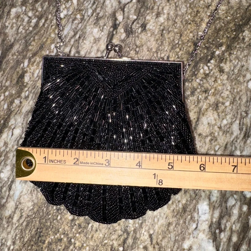 Beaded Shell Evening Clutch Bag Crossbody Formal Womens OS Black Metaphor